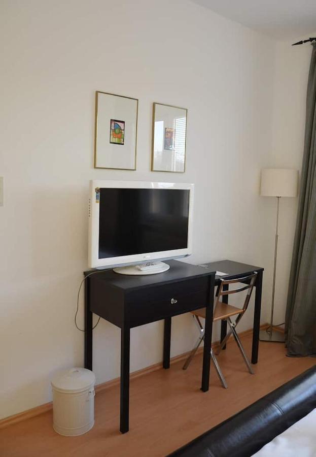 Schoene Grosse Wohnung 2 Schlafzimmer Bis 6 Pax Naehe Stadion Signal Iduna 도르트문트 외부 사진