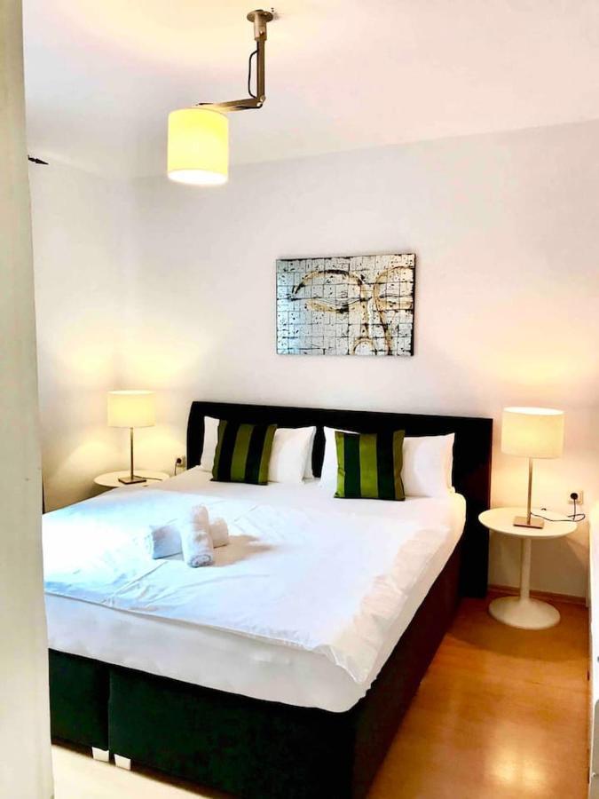 Schoene Grosse Wohnung 2 Schlafzimmer Bis 6 Pax Naehe Stadion Signal Iduna 도르트문트 외부 사진