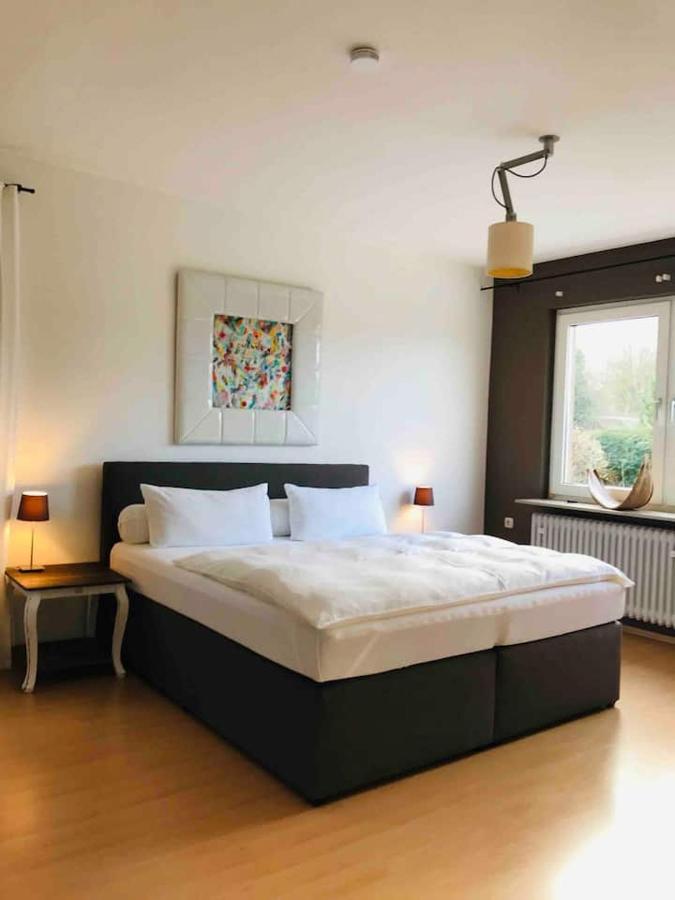 Schoene Grosse Wohnung 2 Schlafzimmer Bis 6 Pax Naehe Stadion Signal Iduna 도르트문트 외부 사진