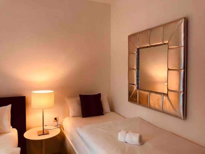 Schoene Grosse Wohnung 2 Schlafzimmer Bis 6 Pax Naehe Stadion Signal Iduna 도르트문트 외부 사진